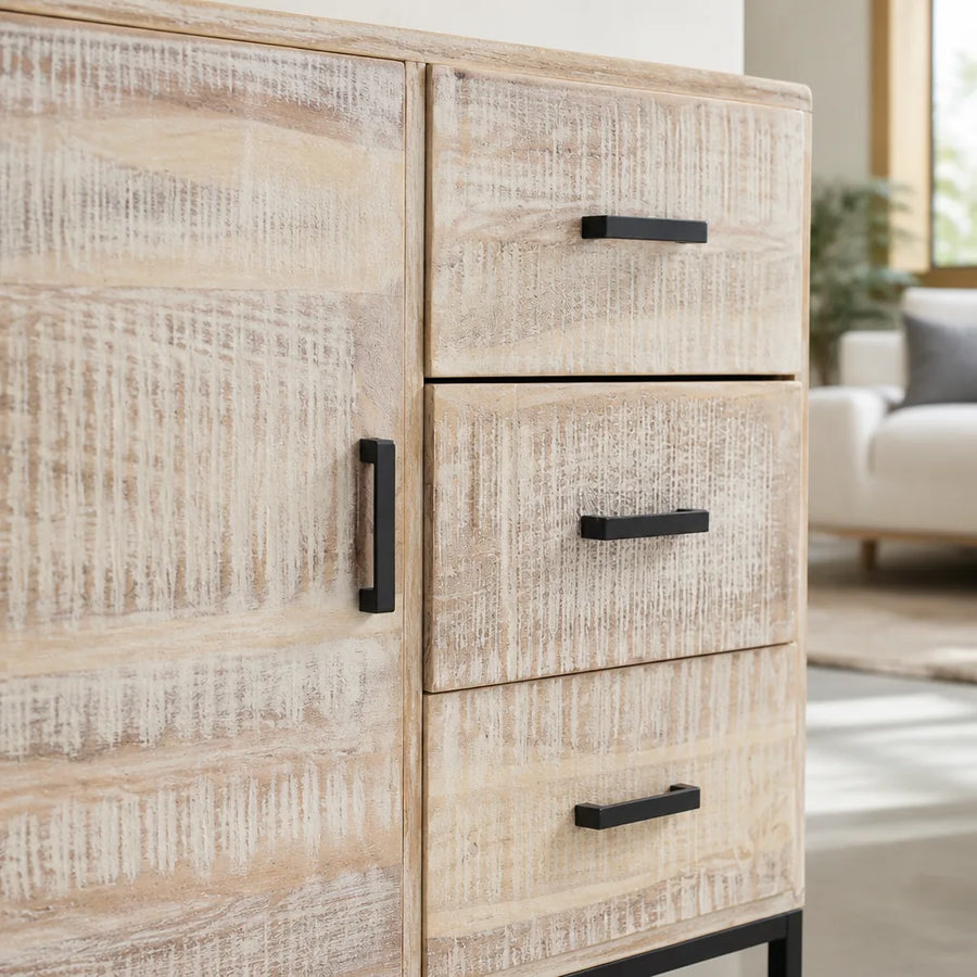 Buffet blanchi en acacia massif